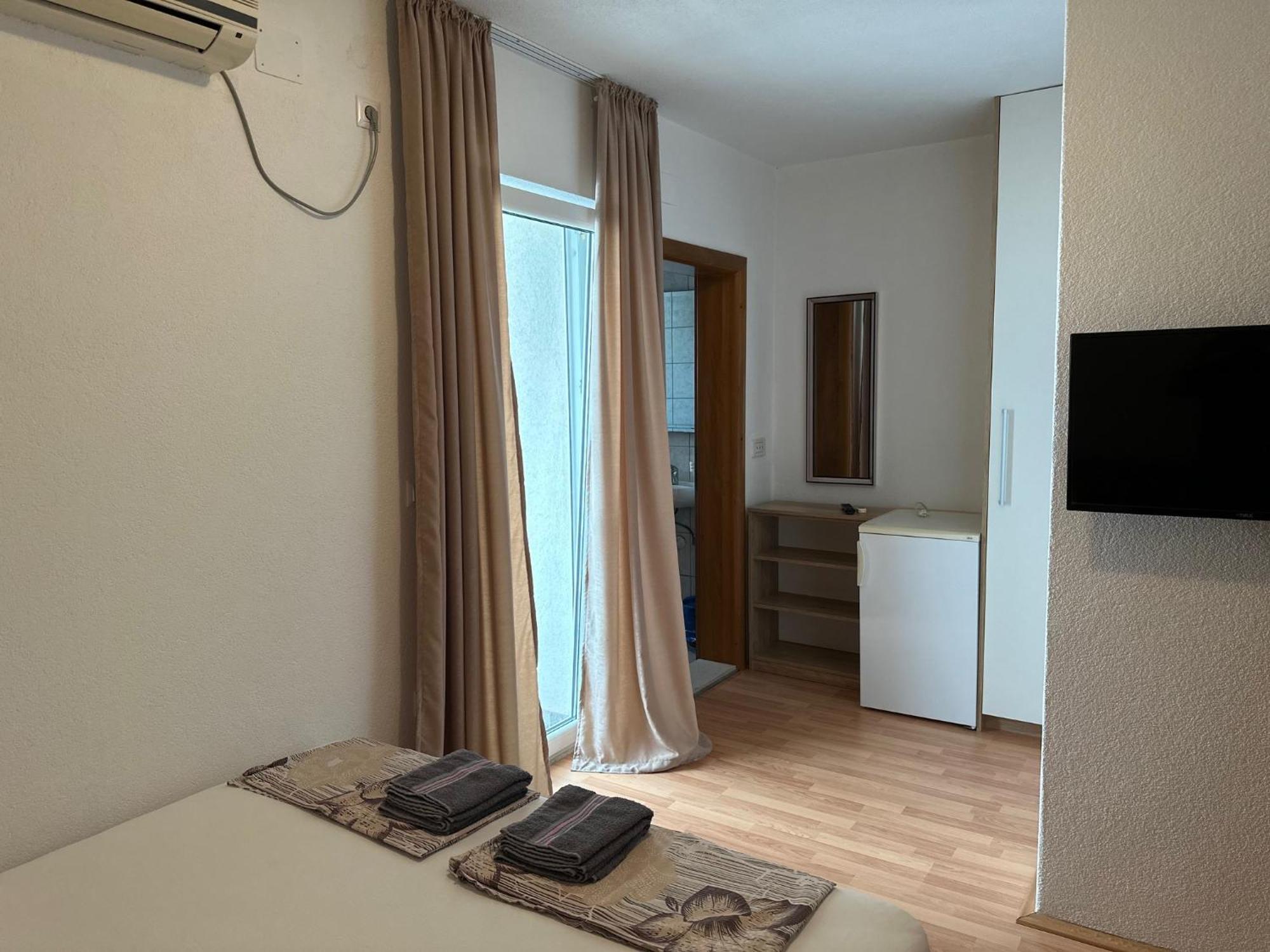 Royal Apartments Neum Buitenkant foto