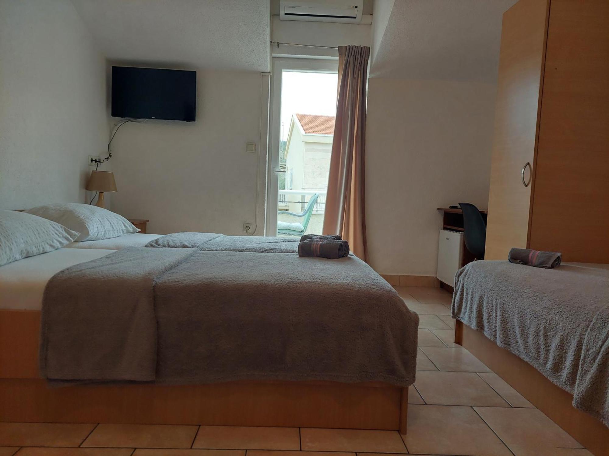 Royal Apartments Neum Buitenkant foto