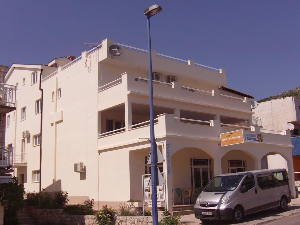Royal Apartments Neum Buitenkant foto